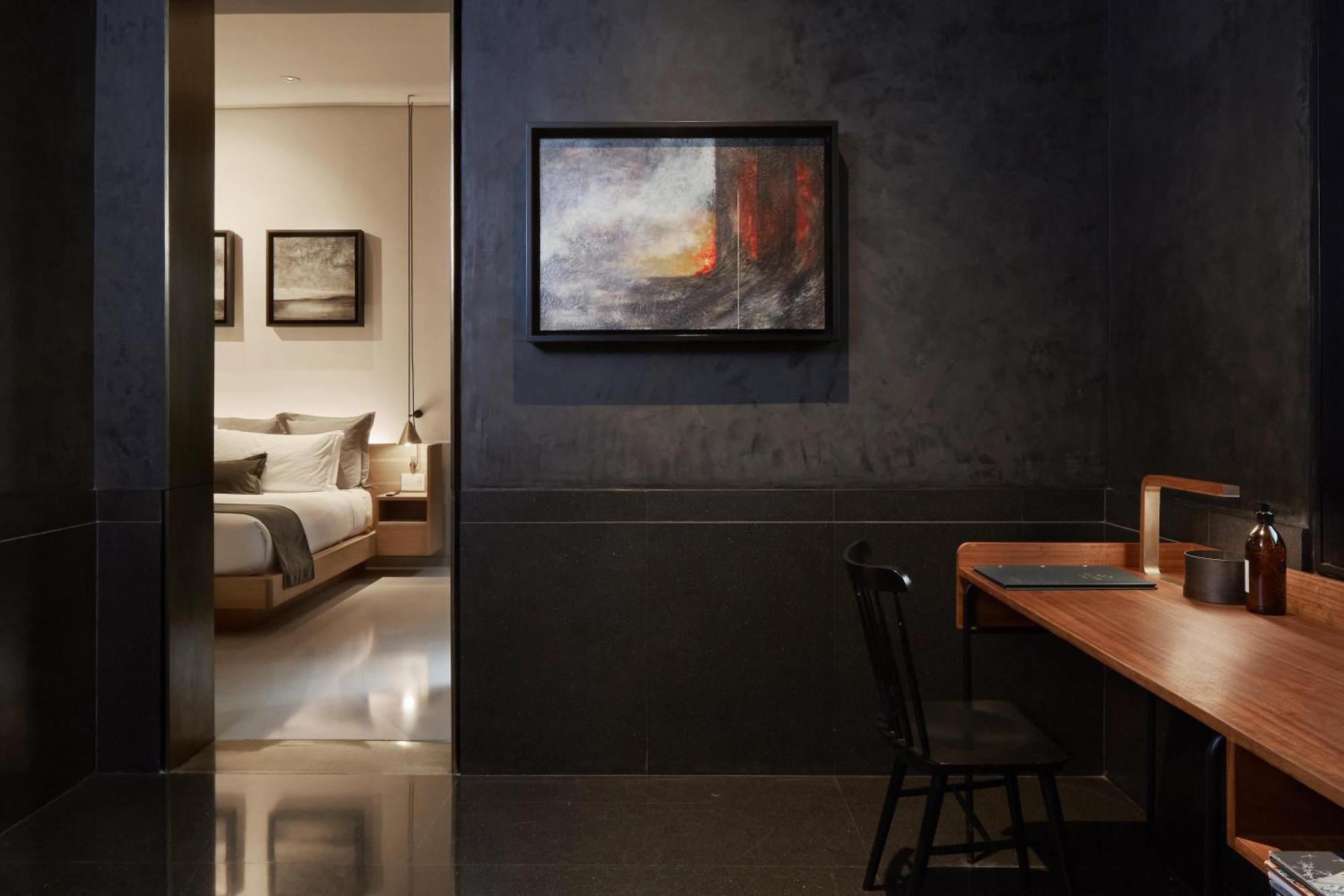King Guest Room with indoor Balcony,1758487860:JPEG